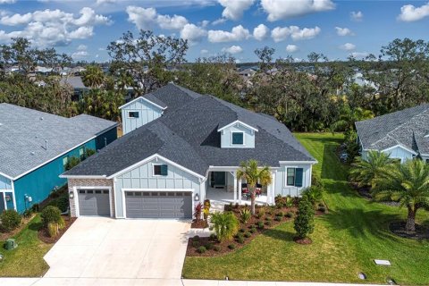 House in Parrish, Florida 5 bedrooms, 344.85 sq.m. № 1508648 - photo 1