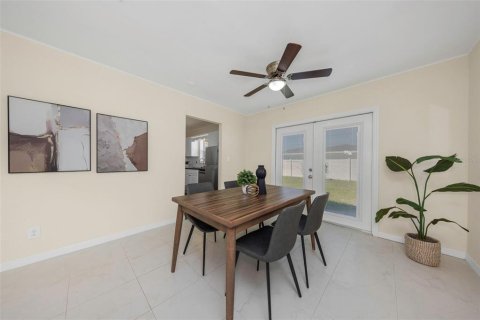 Villa ou maison à vendre à Saint Petersburg, Floride: 3 chambres, 130.06 m2 № 2430423 - photo 8