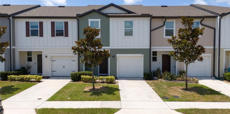 Townhouse in Davenport, Florida 3 bedrooms, 130.43 sq.m. № 1744234