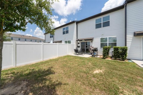 Townhouse in Davenport, Florida 3 bedrooms, 130.43 sq.m. № 1744234 - photo 28