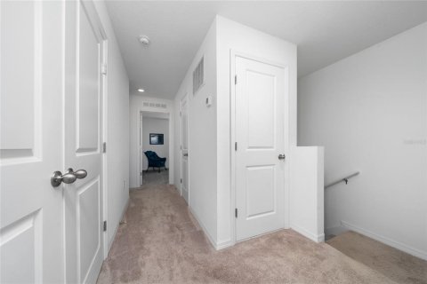 Townhouse in Davenport, Florida 3 bedrooms, 130.43 sq.m. № 1744234 - photo 15
