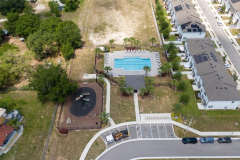 Townhouse in Davenport, Florida 3 bedrooms, 130.43 sq.m. № 1744234 - photo 5