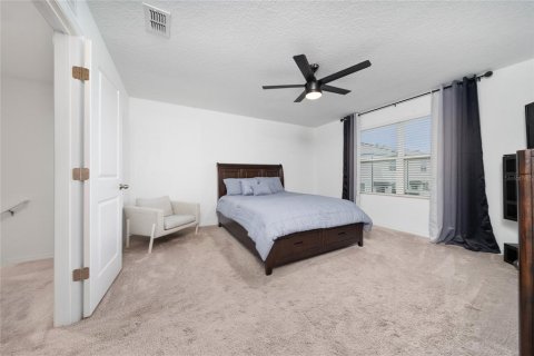 Townhouse in Davenport, Florida 3 bedrooms, 130.43 sq.m. № 1744234 - photo 21