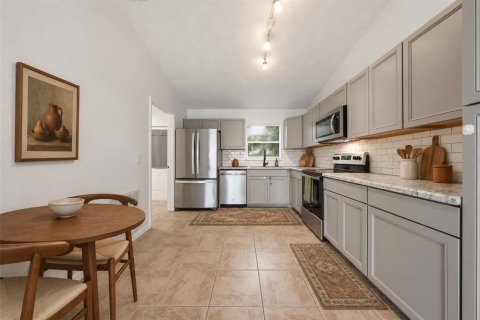 Casa en venta en Orange City, Florida, 3 dormitorios, 109.25 m2 № 2425257 - foto 5