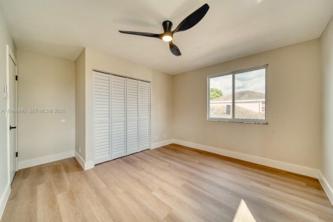 Casa en venta en Miramar, Florida, 3 dormitorios, 167.04 m2 № 2029843 - foto 29