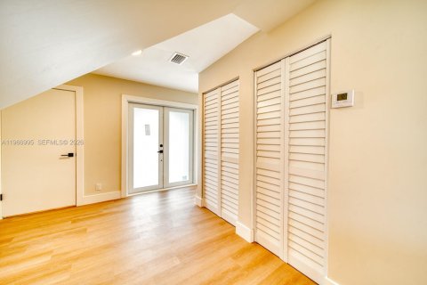 Casa en venta en Miramar, Florida, 3 dormitorios, 167.04 m2 № 2029843 - foto 13