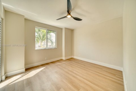 Casa en venta en Miramar, Florida, 3 dormitorios, 167.04 m2 № 2029843 - foto 26