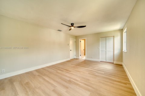 Casa en venta en Miramar, Florida, 3 dormitorios, 167.04 m2 № 2029843 - foto 22