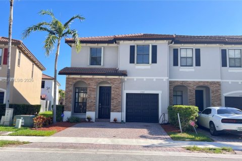 Таунхаус в Хомстед, Флорида 4 спальни, 161.28м2 № 2045367