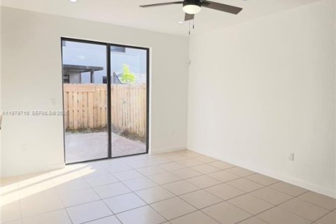 Купить таунхаус в Хомстед, Флорида 4 спальни, 161.28м2, № 2045367 - фото 26