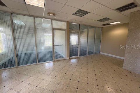 Immobilier commercial à louer à Tampa, Floride: 1731.33 m2 № 584407 - photo 27