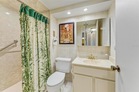Condo in Sarasota, Florida, 2 bedrooms  № 1509160 - photo 19