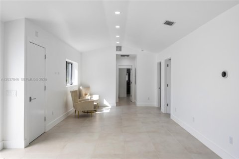 Villa ou maison à louer à Hollywood, Floride: 3 chambres, 169.92 m2 № 2155044 - photo 21