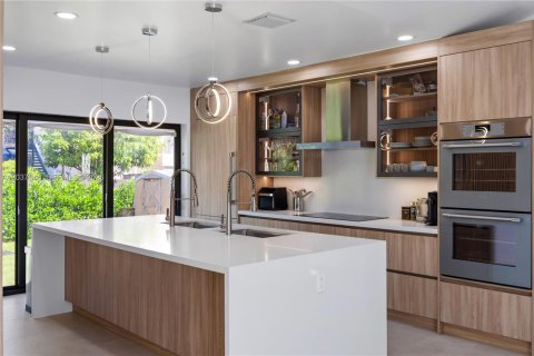 Villa ou maison à louer à Hollywood, Floride: 3 chambres, 169.92 m2 № 2155044 - photo 7