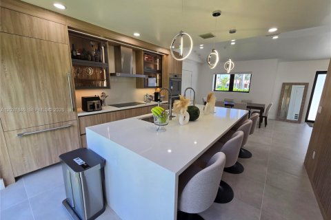 Villa ou maison à louer à Hollywood, Floride: 3 chambres, 169.92 m2 № 2155044 - photo 12