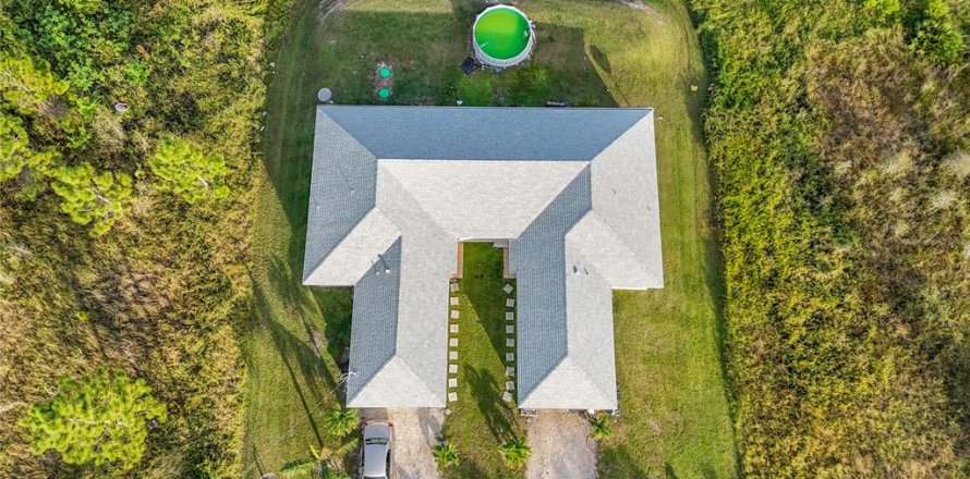 Propiedad comercial en Lehigh Acres, Florida 6 dormitorios, 214.23 m2 № 1532511