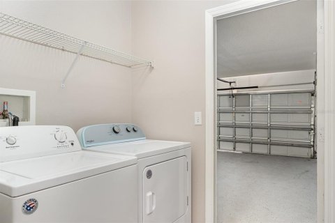 House in Kissimmee, Florida 3 bedrooms, 114.73 sq.m. № 1843194 - photo 27