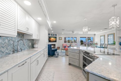 Copropriété à vendre à Dunedin, Floride: 3 chambres, 163.04 m2 № 1827896 - photo 13