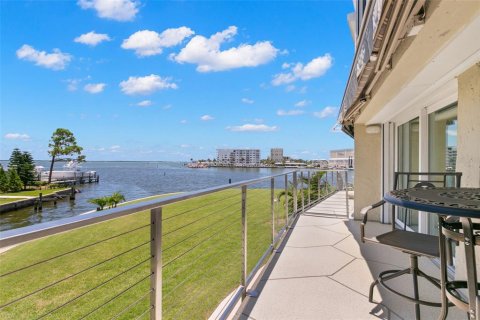 Copropriété à vendre à Dunedin, Floride: 3 chambres, 163.04 m2 № 1827896 - photo 4