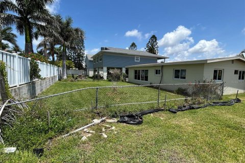 Купить земельный участок в Редингтон-Шорс, Флорида № 1902914 - фото 6