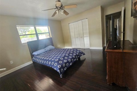 Casa en venta en Bradenton, Florida, 4 dormitorios, 209.12 m2 № 2228395 - foto 23