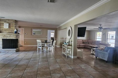 Casa en venta en Bradenton, Florida, 4 dormitorios, 209.12 m2 № 2228395 - foto 27