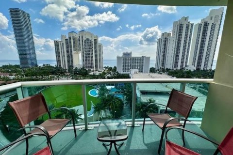 Copropriété à vendre à Sunny Isles Beach, Floride: 2 chambres, 139.82 m2 № 1713806 - photo 2
