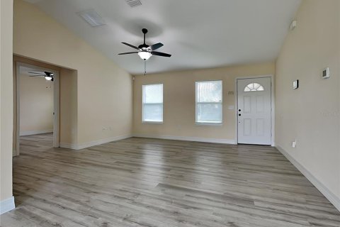 Casa en venta en Ocala, Florida, 3 dormitorios, 104.79 m2 № 1785968 - foto 2