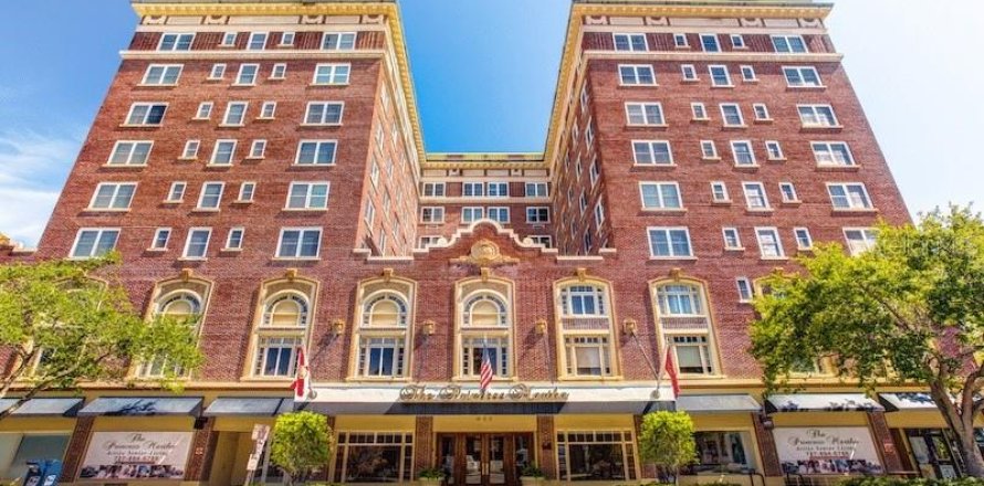 Appartement à Saint Petersburg, Floride 1 chambre, 42.74 m2 № 2136097