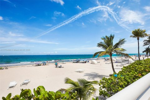 Condominio en venta en Fort Lauderdale, Florida, 1 dormitorio, 101.08 m2 № 1985596 - foto 4