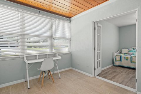 House in Tampa, Florida 3 bedrooms, 136.29 sq.m. № 1742936 - photo 30