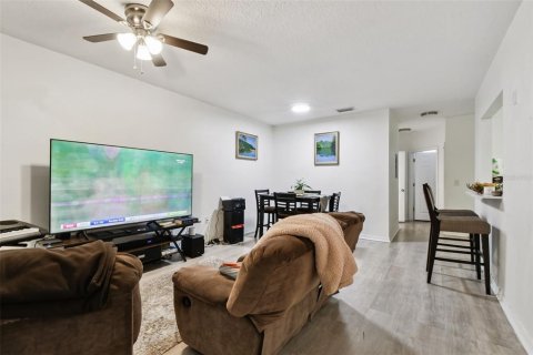 Copropriété à vendre à Riverview, Floride: 3 chambres, 106.93 m2 № 1902616 - photo 10