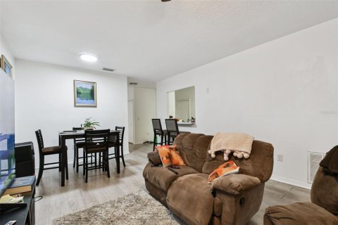 Copropriété à vendre à Riverview, Floride: 3 chambres, 106.93 m2 № 1902616 - photo 9