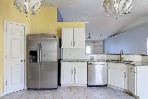 Casa en venta en Gibsonton, Florida, 3 dormitorios, 132.29 m2 № 2384482 - foto 5