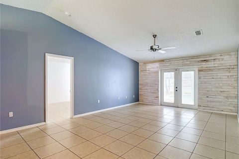 Casa en venta en Gibsonton, Florida, 3 dormitorios, 132.29 m2 № 2384482 - foto 10