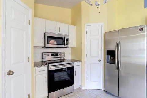 Casa en venta en Gibsonton, Florida, 3 dormitorios, 132.29 m2 № 2384482 - foto 3