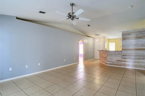 Casa en venta en Gibsonton, Florida, 3 dormitorios, 132.29 m2 № 2384482 - foto 12