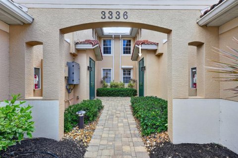 Copropriété à vendre à Punta Gorda, Floride: 3 chambres, 209.49 m2 № 2102961 - photo 4