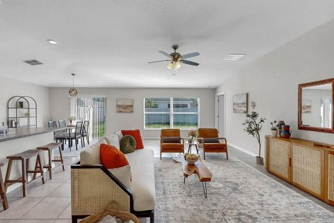 Casa en venta en Sun City Center, Florida, 4 dormitorios, 179.77 m2 № 1909505 - foto 10
