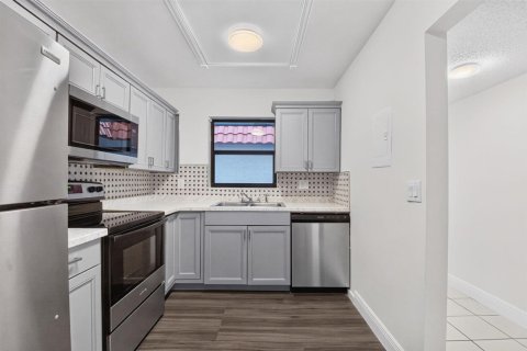 Copropriété à louer à Boynton Beach, Floride: 2 chambres, 91.6 m2 № 2401755 - photo 12