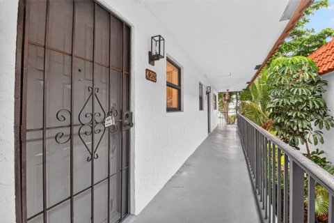 Copropriété à louer à Boynton Beach, Floride: 2 chambres, 91.6 m2 № 2401755 - photo 3