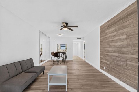 Copropriété à louer à Boynton Beach, Floride: 2 chambres, 91.6 m2 № 2401755 - photo 10