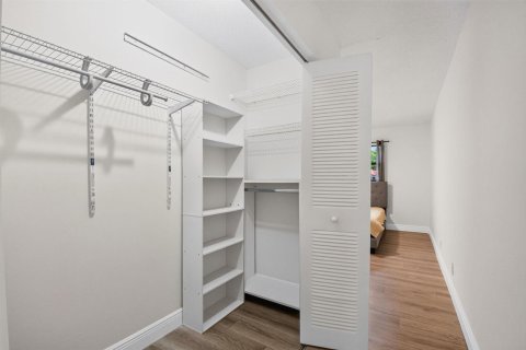 Copropriété à louer à Boynton Beach, Floride: 2 chambres, 91.6 m2 № 2401755 - photo 26