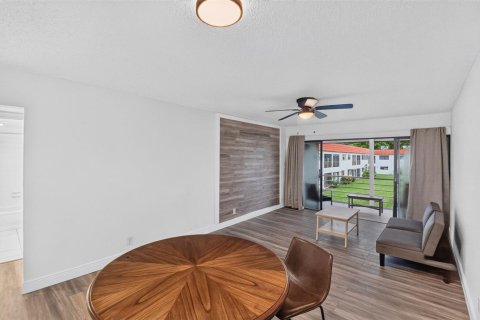 Copropriété à louer à Boynton Beach, Floride: 2 chambres, 91.6 m2 № 2401755 - photo 7