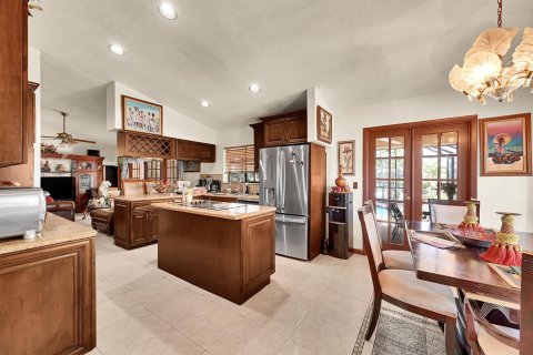 House in Coral Springs, Florida 4 bedrooms, 242.38 sq.m. № 2247045 - photo 11