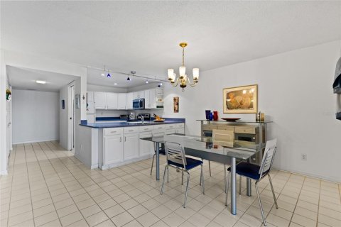 Copropriété à vendre à Gainesville, Floride: 3 chambres, 155.15 m2 № 1526573 - photo 9