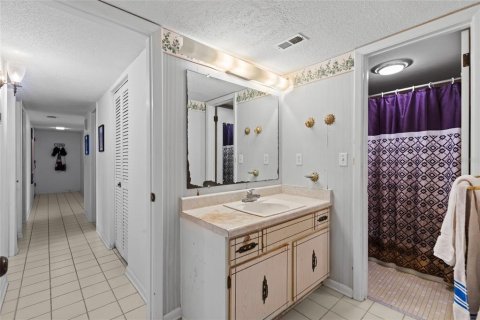 Copropriété à vendre à Gainesville, Floride: 3 chambres, 155.15 m2 № 1526573 - photo 13