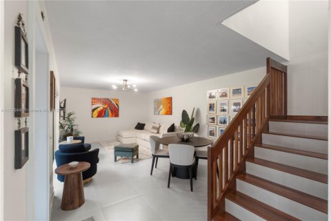 Adosado en venta en Cooper City, Florida, 2 dormitorios, 117.43 m2 № 1480095 - foto 9