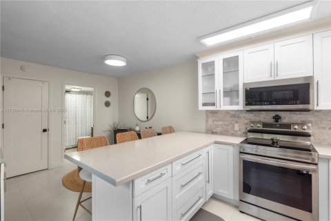 Adosado en venta en Cooper City, Florida, 2 dormitorios, 117.43 m2 № 1480095 - foto 15