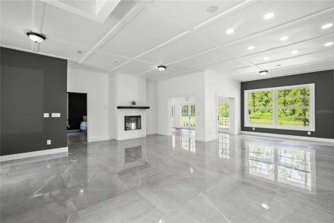 House in Dade City, Florida 3 bedrooms, 271.09 sq.m. № 1894754 - photo 6
